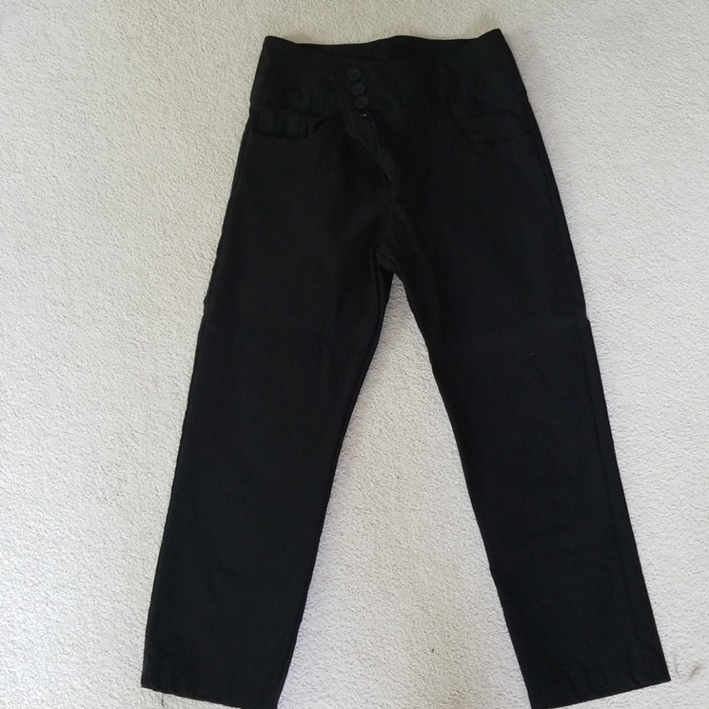 High waisted capris